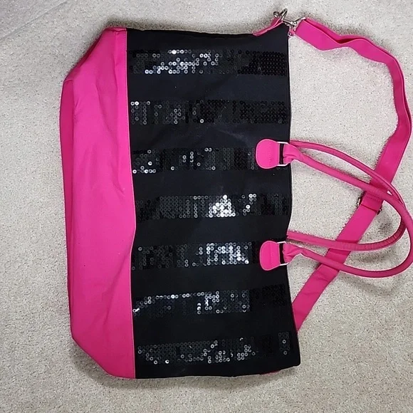 Victoria's Secret Travel Bag Black/Pink - Picture 6 of 11